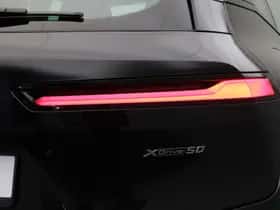 BMW iX (2022) thumbnail 10