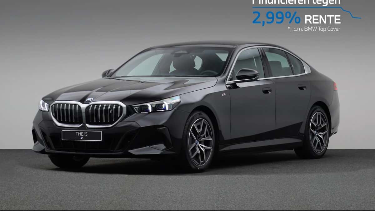 BMW i5 (2025) — foto 1