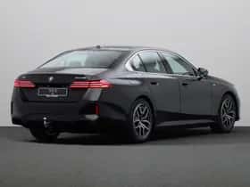 BMW i5 (2025) thumbnail 2