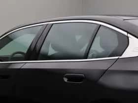 BMW i5 (2025) thumbnail 3