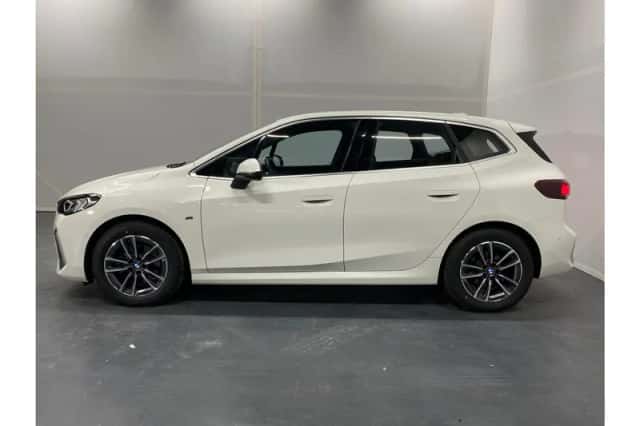 BMW 2-Serie (2024) thumbnail 2