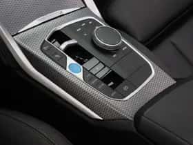 BMW i4 (2024) thumbnail 6
