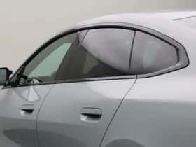 BMW i4 (2024) thumbnail 9
