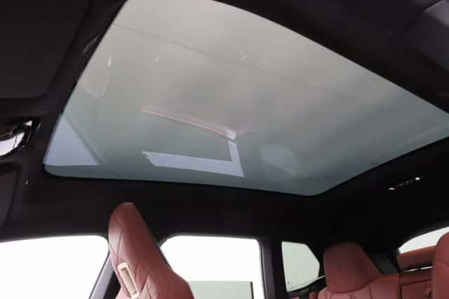 BMW iX (2022) thumbnail 19
