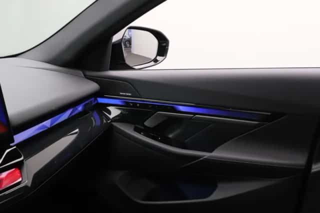 BMW 5-Serie (2025) thumbnail 14