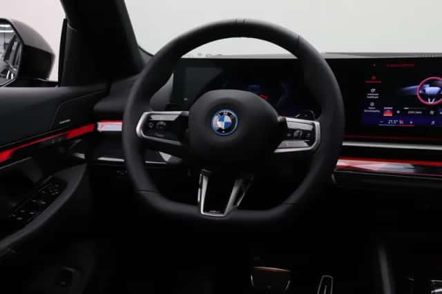 BMW 5-Serie (2025) thumbnail 25