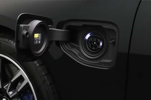 BMW 5-Serie (2025) thumbnail 8
