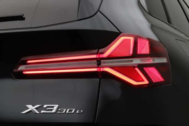 BMW X3 (2025) thumbnail 11