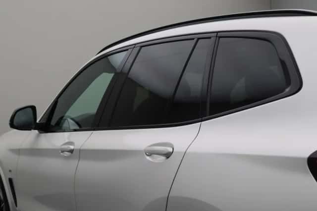 BMW iX3 (2022) thumbnail 6