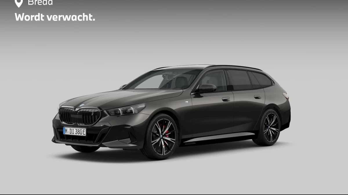 BMW i5 (2025) — foto 1