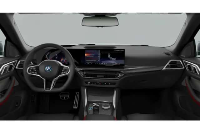 BMW i4 (2024) thumbnail 3