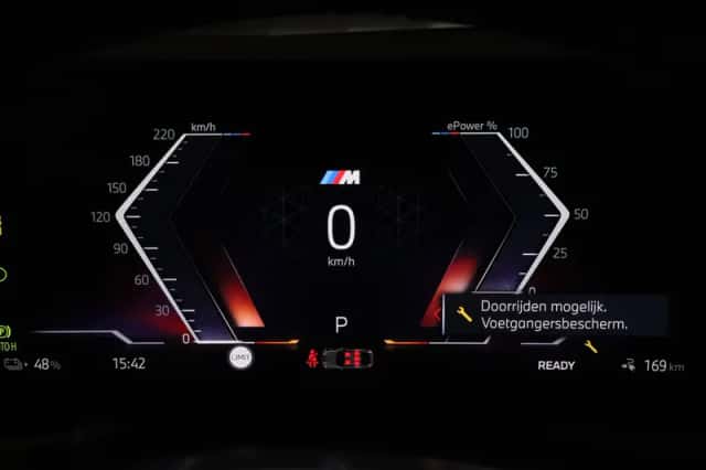 BMW i4 (2024) thumbnail 6