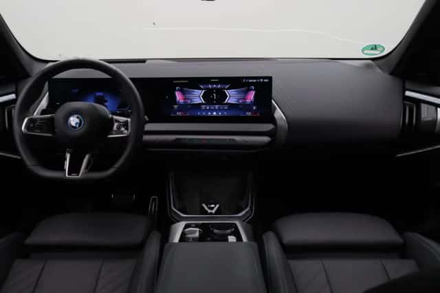 BMW X3 (2026) thumbnail 3