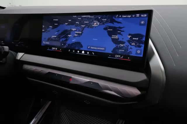 BMW X3 (2026) thumbnail 5