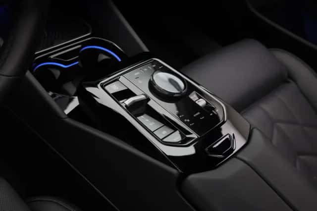 BMW 5-Serie (2025) thumbnail 6