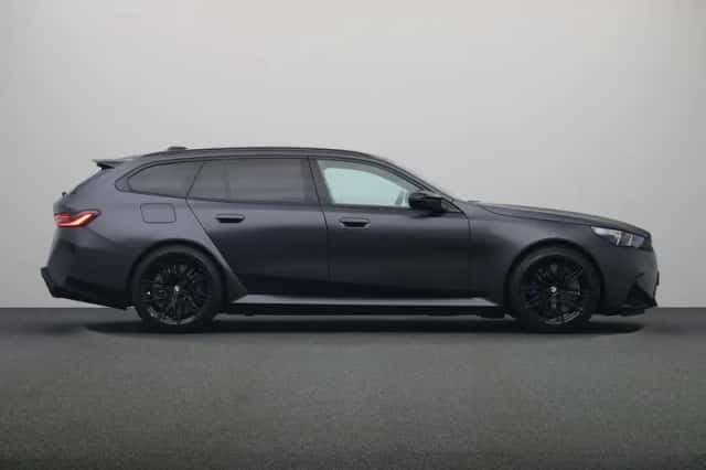 BMW M5 (2025) thumbnail 13