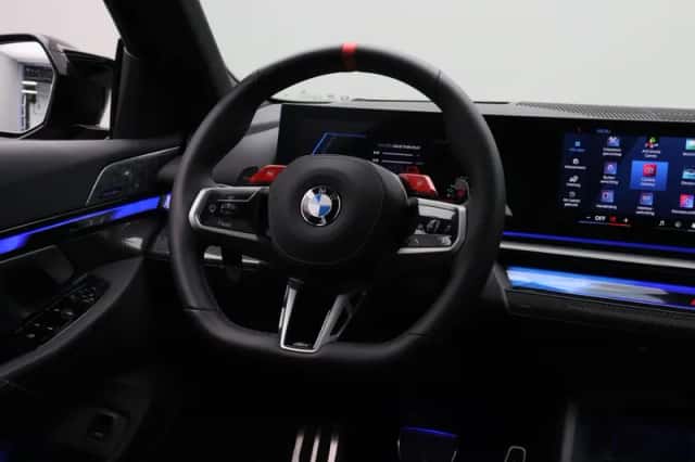 BMW M5 (2025) thumbnail 27