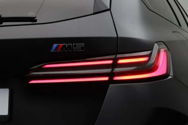 BMW M5 (2025) thumbnail 10