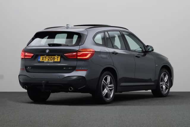 BMW X1 (2019) thumbnail 2