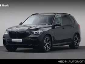 BMW X5 (2023) thumbnail 1