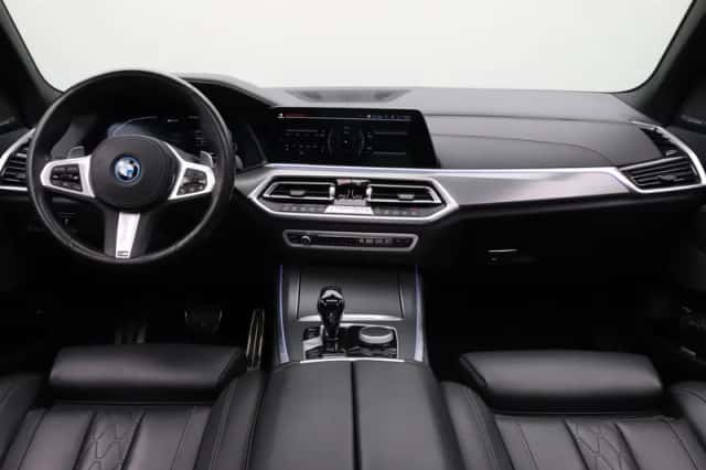 BMW X5 (2023) thumbnail 3