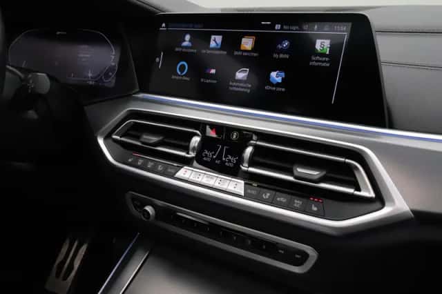BMW X5 (2023) thumbnail 26