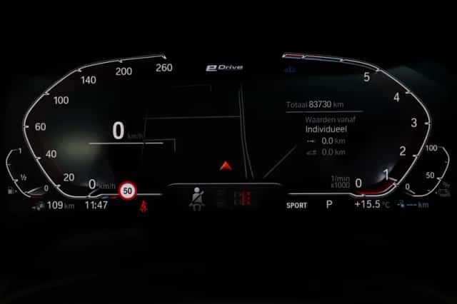 BMW X5 (2023) thumbnail 27