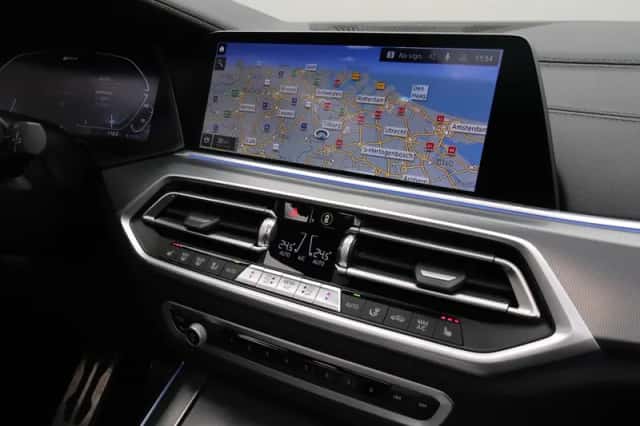 BMW X5 (2023) thumbnail 5