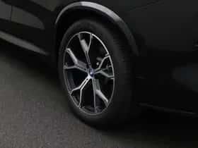 BMW X5 (2023) thumbnail 9