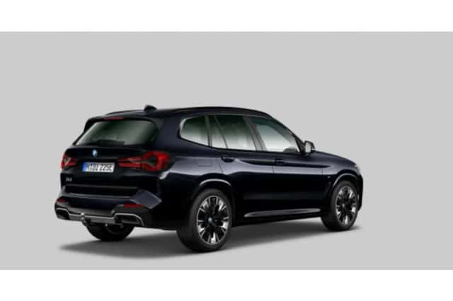 BMW iX3 (2023) thumbnail 2