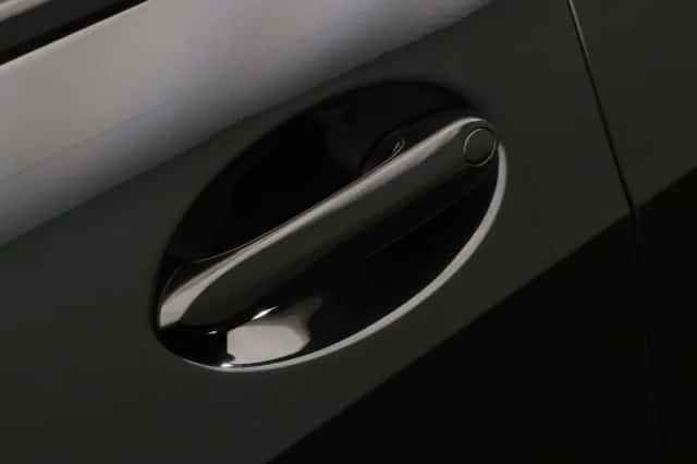 BMW X5 (2023) thumbnail 12