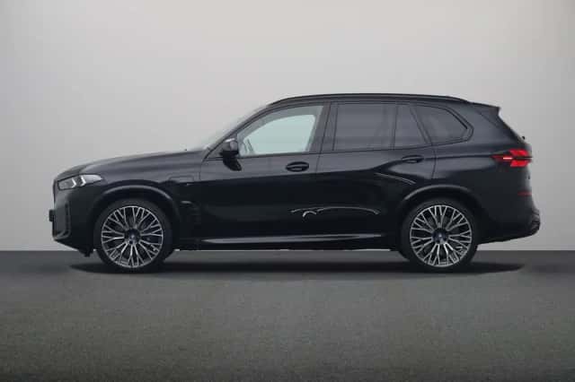 BMW X5 (2023) thumbnail 15
