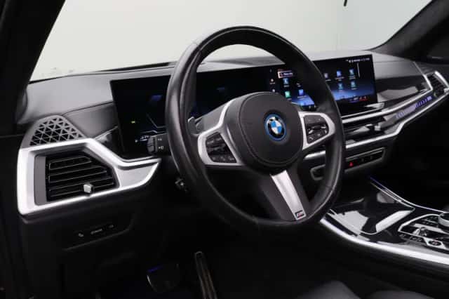 BMW X5 (2023) thumbnail 21