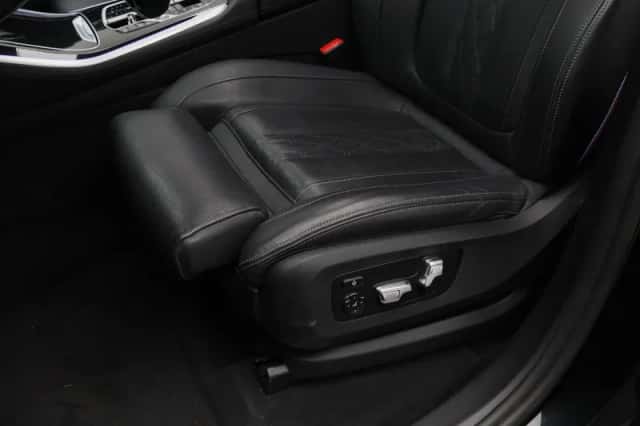 BMW X5 (2023) thumbnail 22