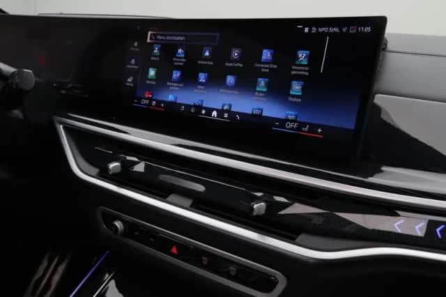 BMW X5 (2023) thumbnail 24