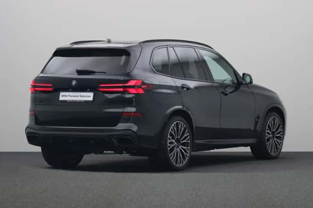 BMW X5 (2023) thumbnail 5