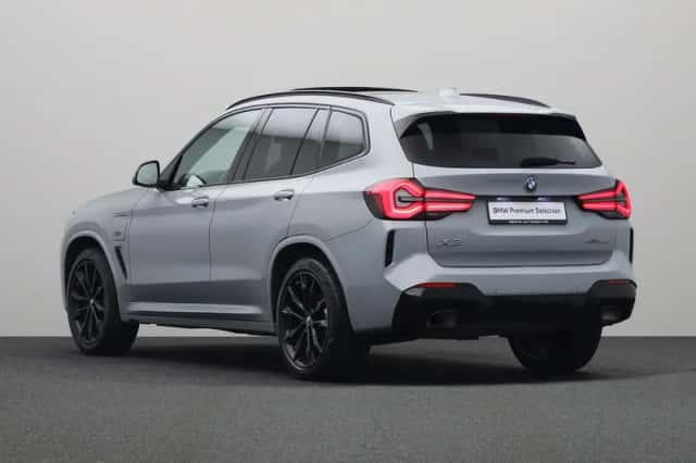 BMW X3 (2022) thumbnail 18