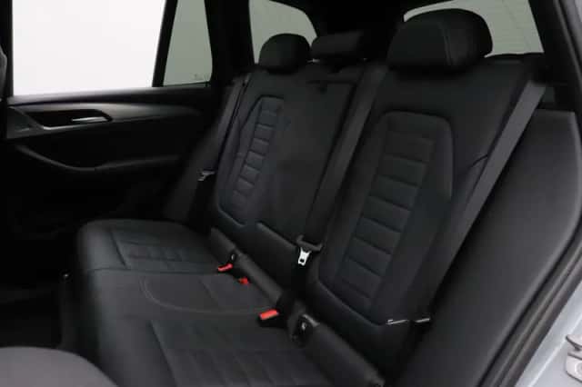 BMW X3 (2022) thumbnail 22