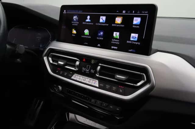 BMW X3 (2022) thumbnail 26