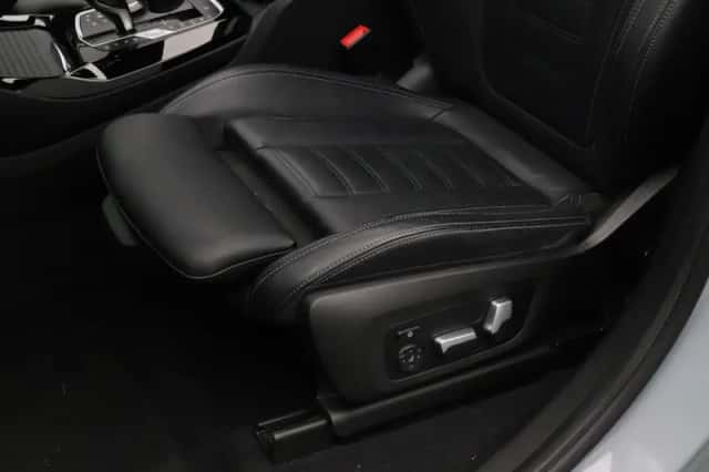 BMW X3 (2022) thumbnail 4