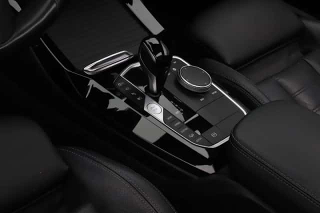 BMW X3 (2022) thumbnail 6