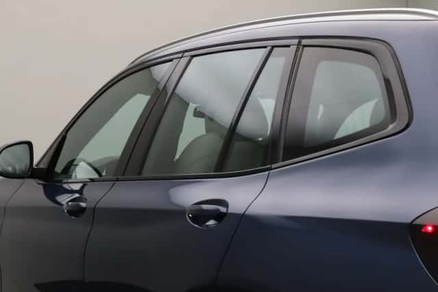 BMW X3 (2022) thumbnail 8