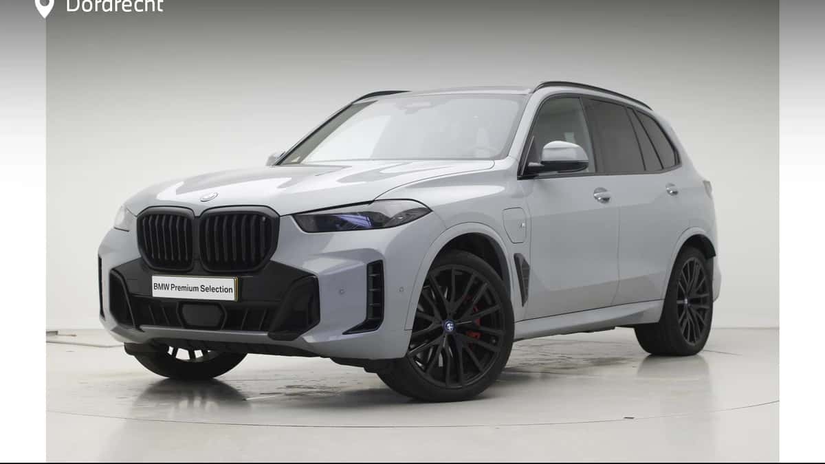 BMW X5 (2025) — foto 1