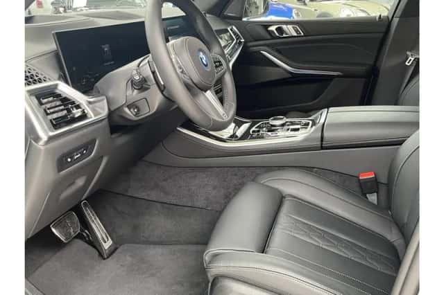 BMW X5 (2025) thumbnail 5