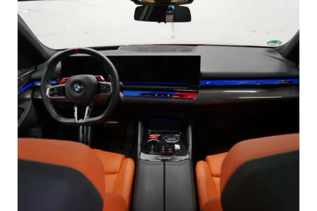 BMW M5 (2025) thumbnail 6
