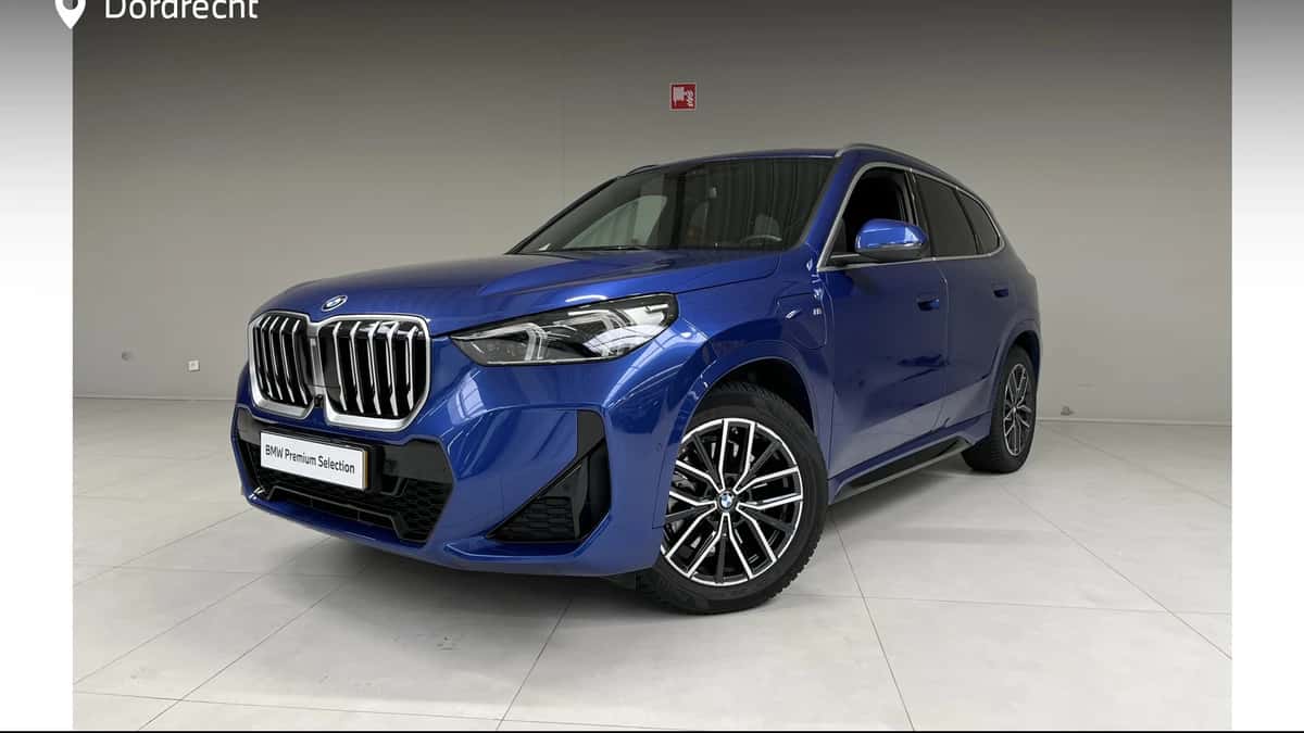 BMW X1 (2024) — foto 1