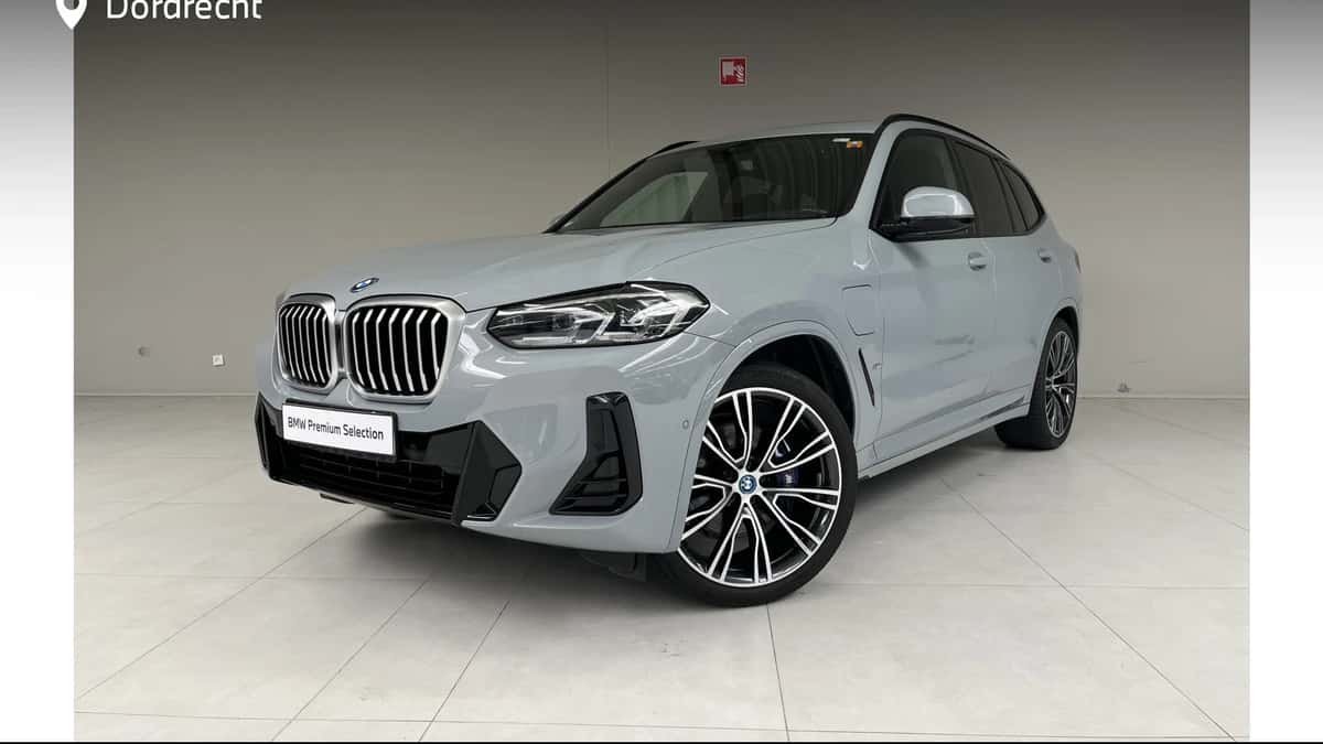 BMW X3 (2023) — foto 1