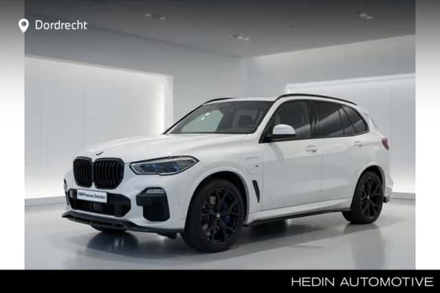 BMW X5 (2021) thumbnail 1