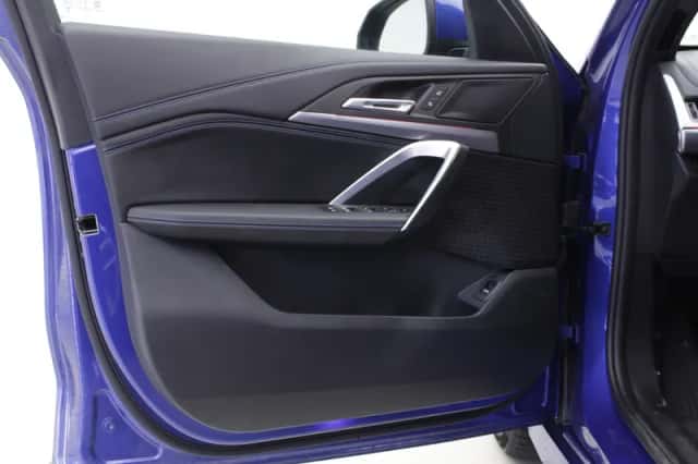 BMW X1 (2024) thumbnail 6