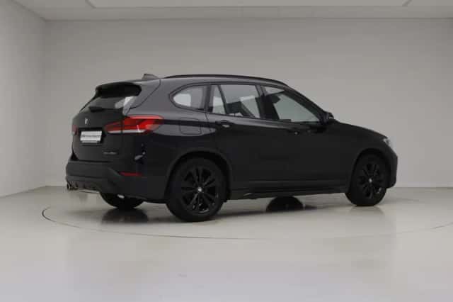 BMW X1 (2021) thumbnail 5